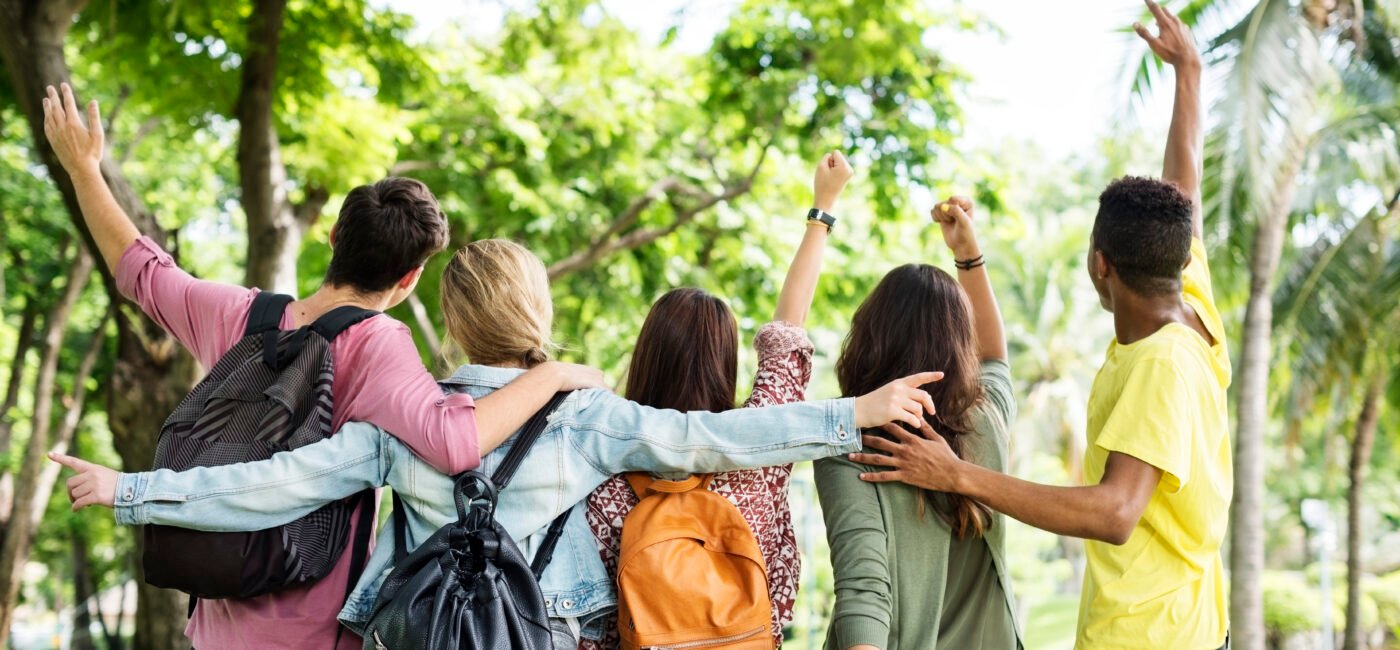 Generación Z y Millennials: ¿Por qué el Arte es la Clave para Liderarlos?